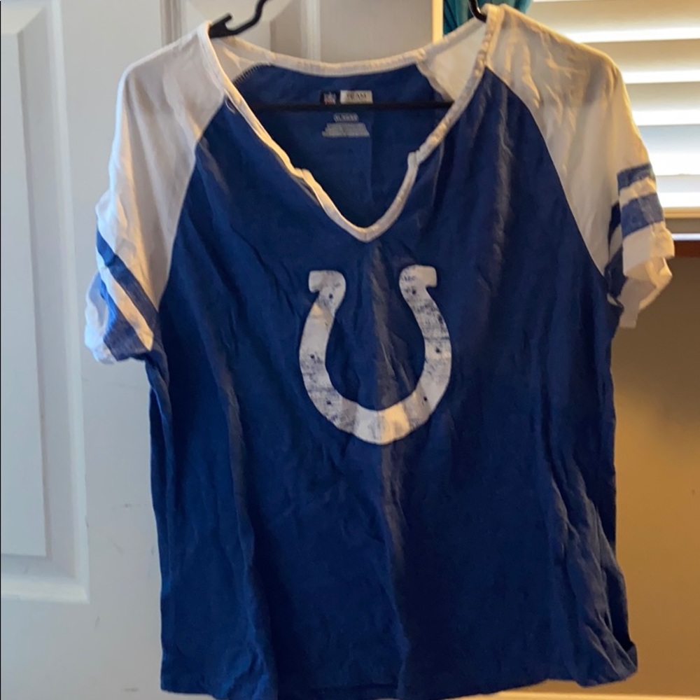 Women’s shirt